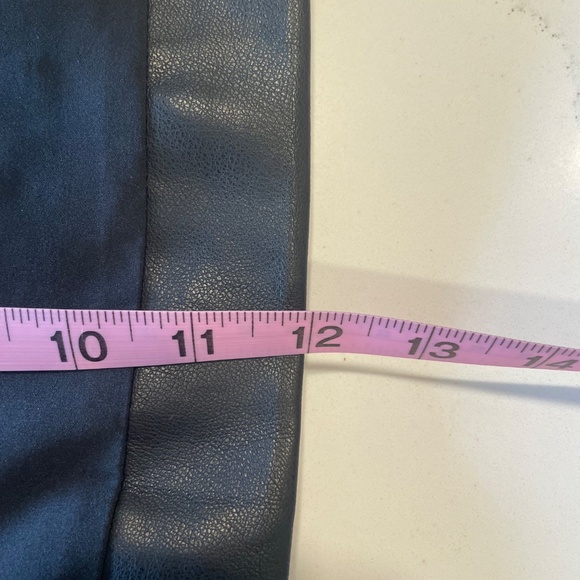 WAYF Black Talia Rodeo Drive Faux Leather Ruched Cami Crop Top – Size S - Picture 13 of 16